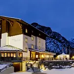 Beau Site Hotel 3*