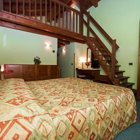 Beau Site Hotel